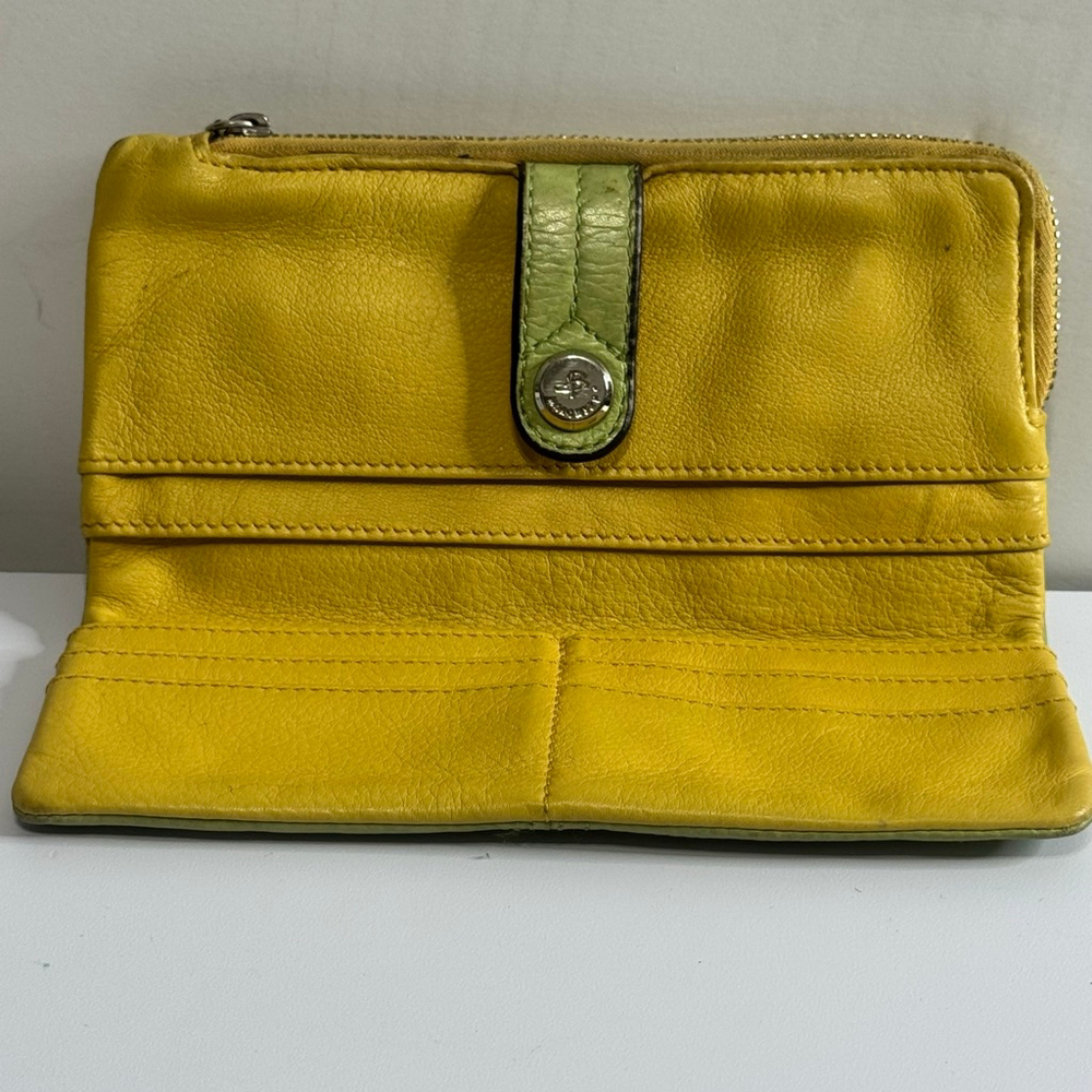 B Makowsky Soft Leather Wallet Green Yellow Colorblock Zip Around Organizer Clut - Picture 7 of 8